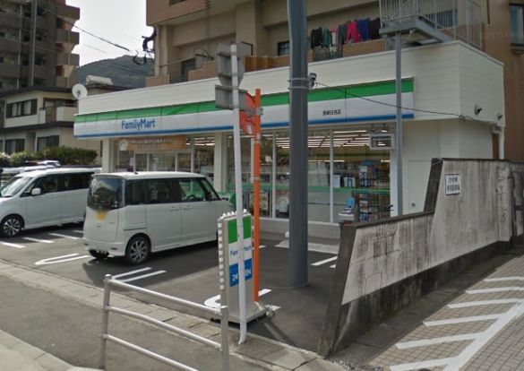 ファミリーマート 長崎田中町店の画像