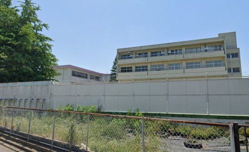 流山市立東深井中学校の画像