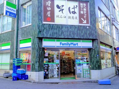 ファミリーマート 歌舞伎町交番前店の画像