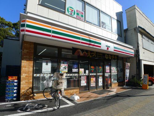 セブンイレブン 北区王子神社前店の画像