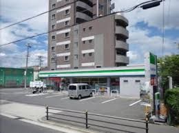 ファミリーマート巽中4丁目店の画像