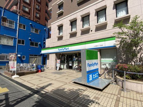 ファミリーマート 上池袋三丁目店の画像