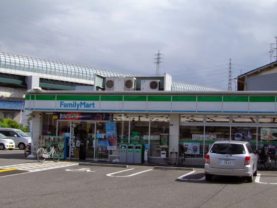 ファミリーマート 門真宮前町店の画像