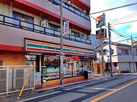 セブンイレブン 寝屋川萱島南店の画像