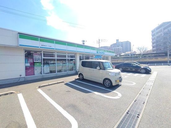 ファミリーマート 福岡姪浜二丁目店の画像