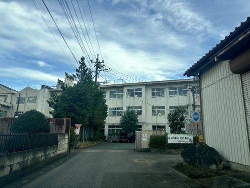 行田市立埼玉小学校の画像