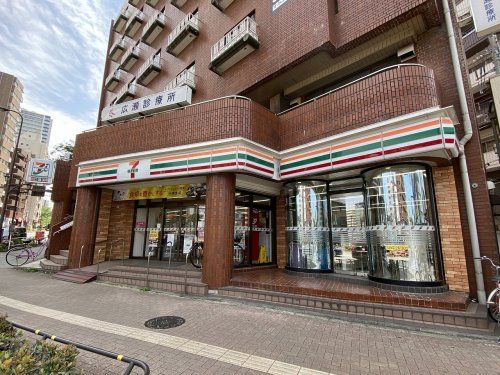 セブンイレブン 豊島要町駅前店の画像