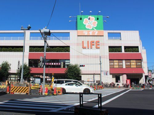 ライフ 千川駅前店の画像
