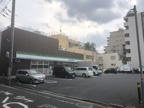 ファミリーマート小豆沢環七通り店の画像