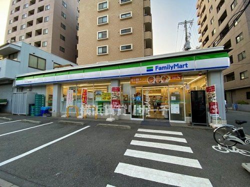 ファミリーマートアスロード横浜生麦店の画像