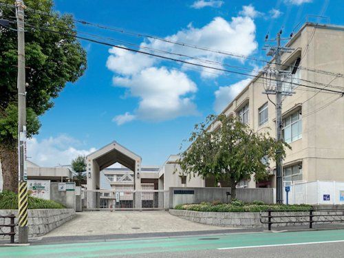神戸市立魚崎小学校の画像