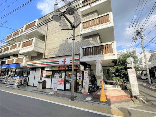 セブンイレブン 中野鷺宮1丁目店の画像