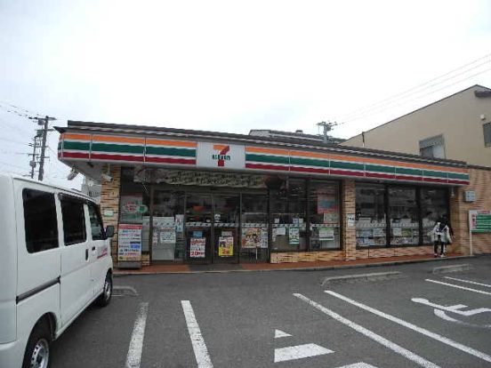 セブンイレブン 時津日並郷店の画像