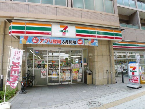 セブンイレブン 板橋本町駅北店の画像