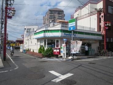 ファミリーマート 田口屋西新井大師店の画像