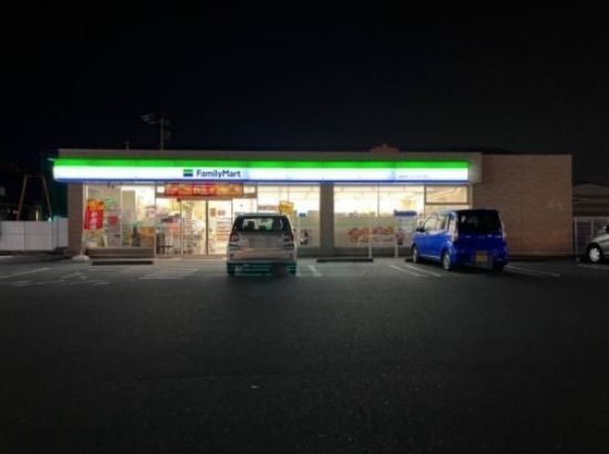 ファミリーマート 岐阜南うずら五丁目店の画像