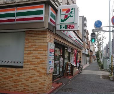 セブンイレブン 北区昭和町店の画像