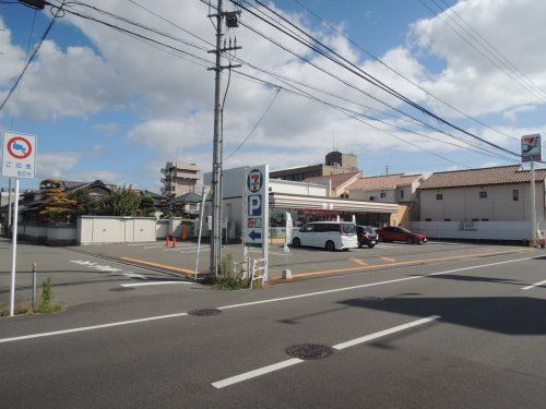 セブン-イレブン 松山三津浜港前店の画像