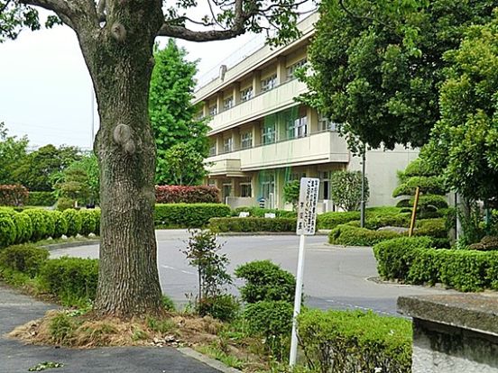 久喜市立久喜東小学校の画像