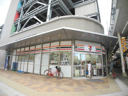セブンイレブン 諫早栄町アーケード店の画像