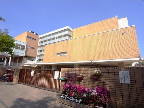 芦屋市立岩園小学校の画像