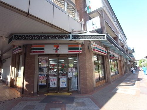 セブンイレブン 芦屋駅北口店の画像