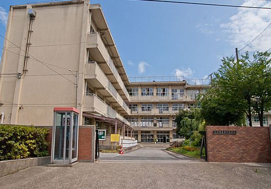松戸市立第六中学校の画像