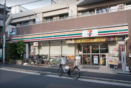 セブンイレブン 文京水道1丁目店の画像