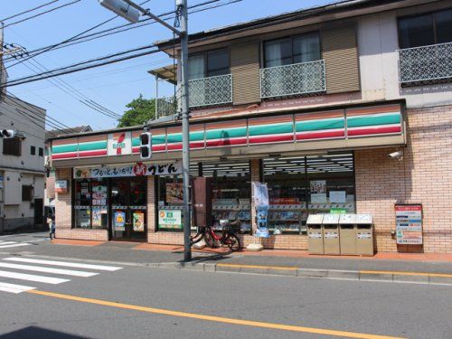 セブンイレブン 板橋前野町店の画像