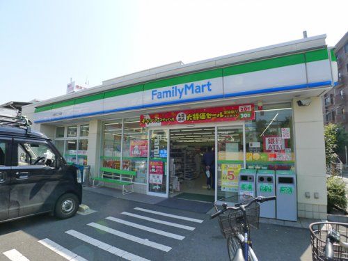 ファミリーマート 小豆沢二丁目店の画像