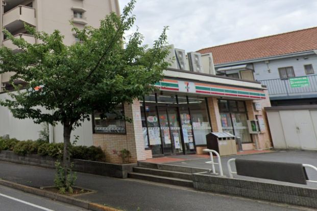 セブンイレブン 松戸小金原団地店の画像