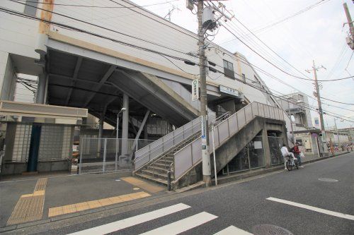 京急逗子線「六浦」駅　東口の画像