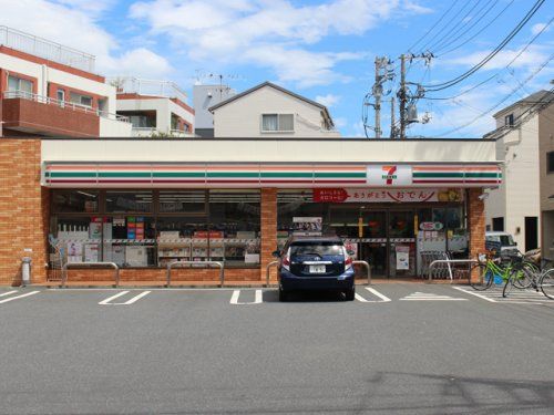 セブンイレブン 板橋弥生町店の画像