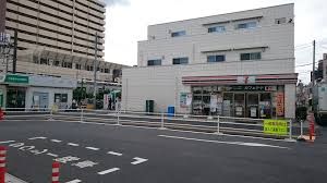 セブンイレブン 鶴瀬駅東口店の画像