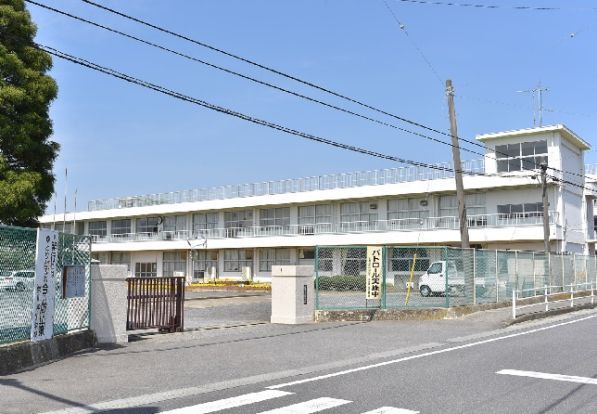 土浦市立荒川沖小学校の画像