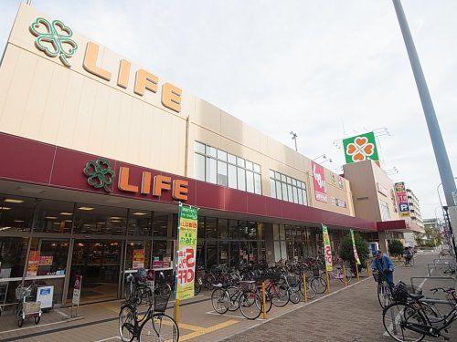 ライフ 神戸駅前店の画像