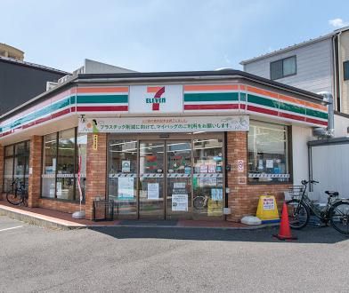 セブンイレブン 足立綾瀬1丁目店の画像