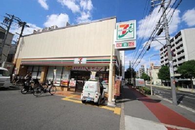 セブンイレブン中本五丁目店の画像