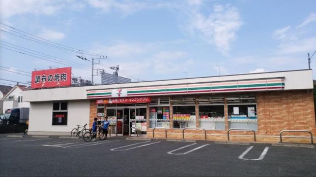 セブンイレブン 調布下石原2丁目店の画像