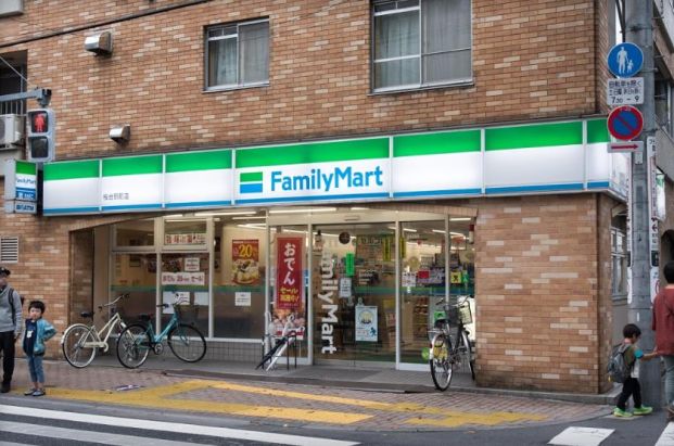 ファミリーマート 桜台駅前店の画像