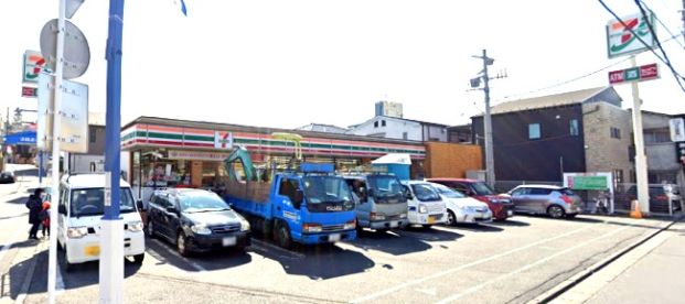 セブンイレブン 横浜日吉1丁目店の画像