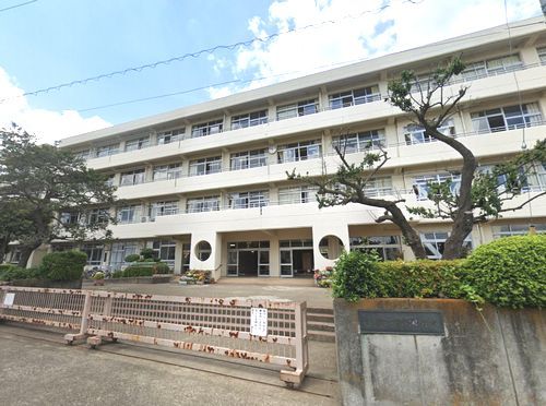 愛川町立菅原小学校の画像