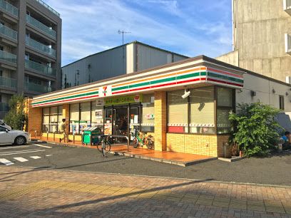 セブンイレブン 渋谷本町3丁目店の画像