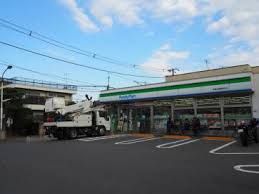 ファミリーマート 世田谷松葉通り店の画像