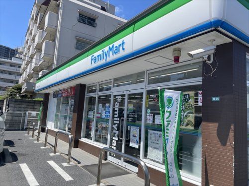 ファミリーマート 川口栄町二丁目店の画像