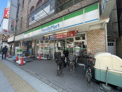 ファミリーマート 川口駅東口店の画像