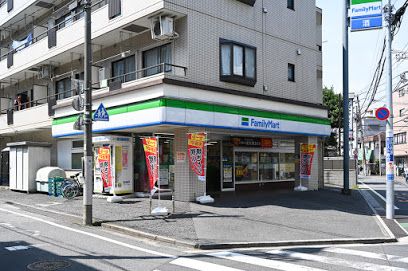 ファミリーマート 上野毛駅前店の画像