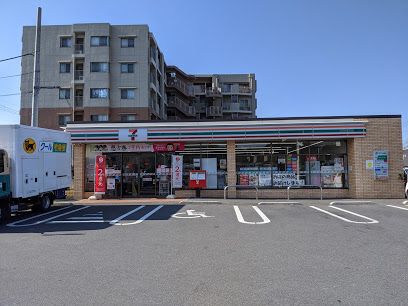 セブンイレブン 草加氷川北店の画像