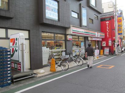 セブンイレブン 練馬富士見台駅南店の画像