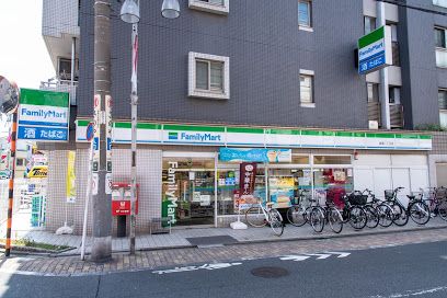 ファミリーマート 綾瀬二丁目店の画像